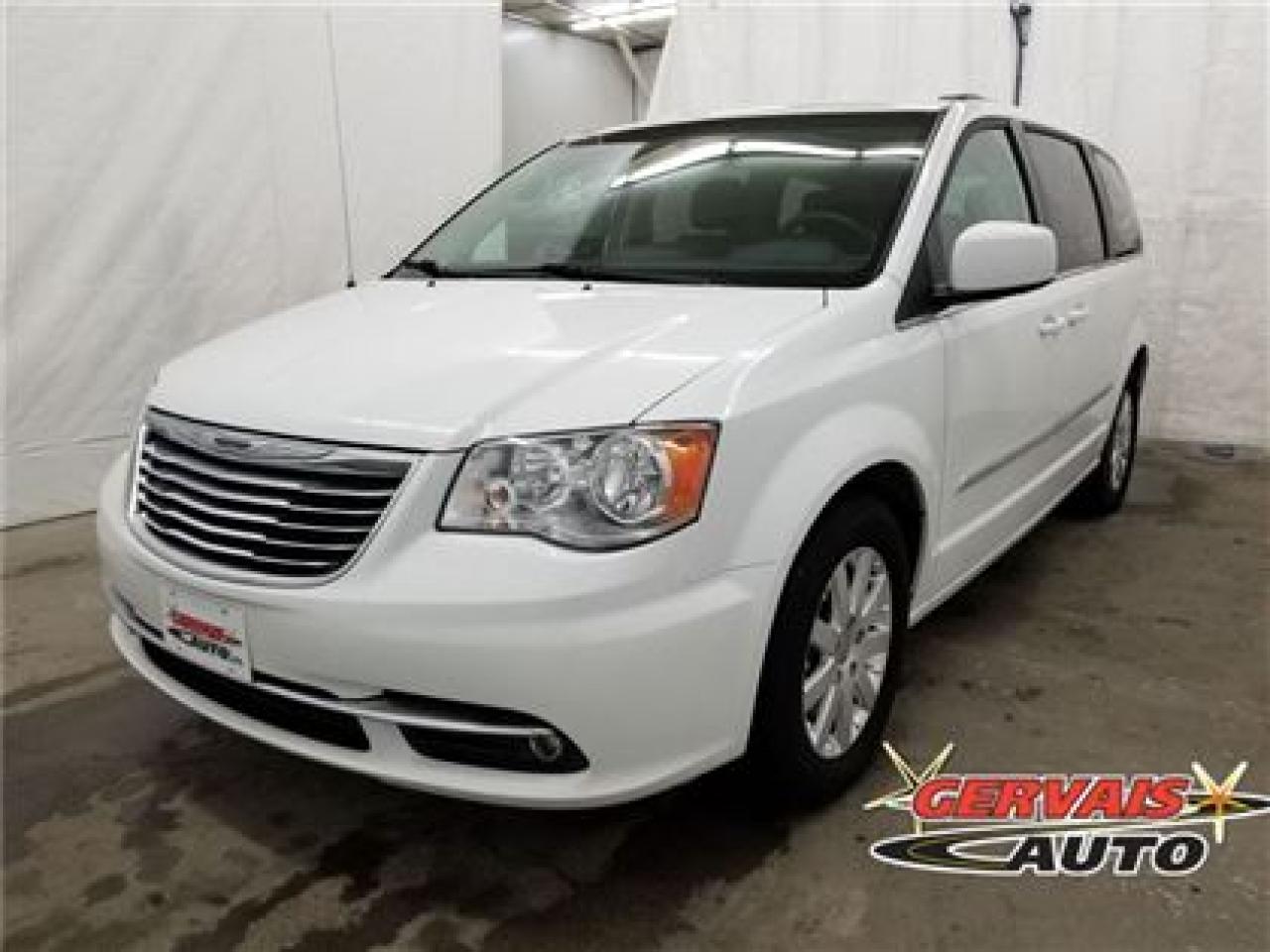 Used 2014 Chrysler Town & Country Touring Stow&go for sale in Shawinigan, QC