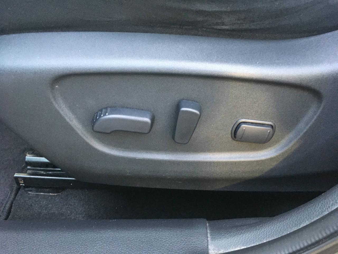 645943
