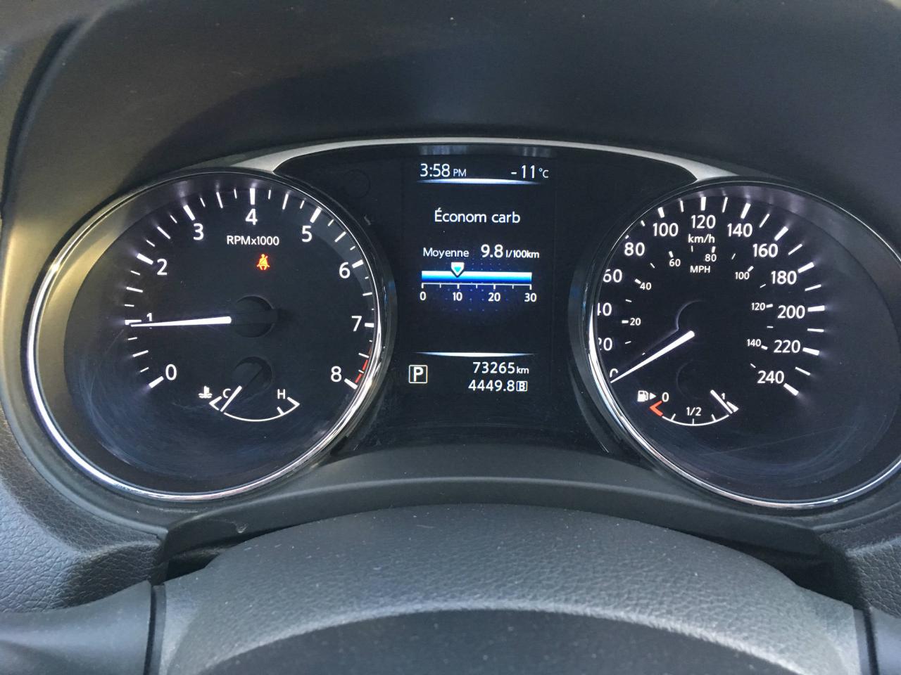 645943