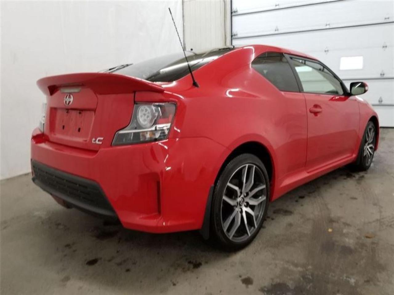 645951
