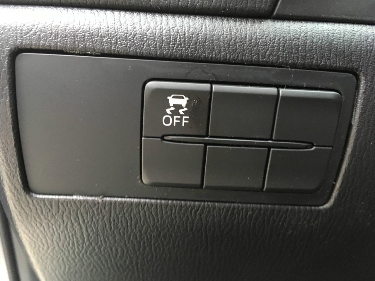 645962.11292799