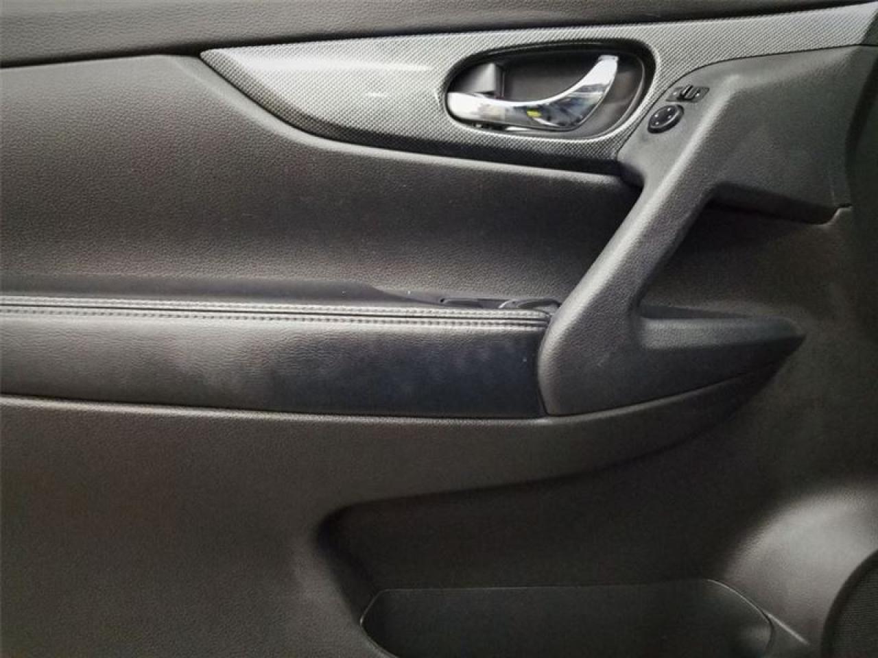 645982