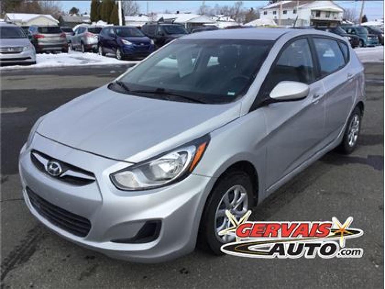 Used 2013 Hyundai Accent Hatcback Petit Prix for sale in Shawinigan, QC