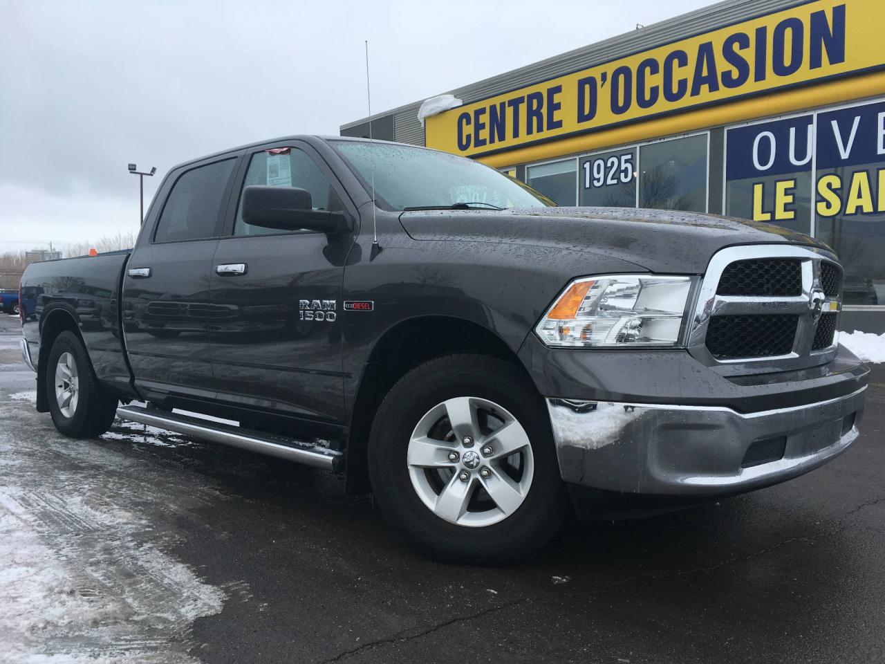 Used 2015 Ram 1500 4X4 SLT ECO DIESEL GR APPARENCE for sale in Lévis, QC