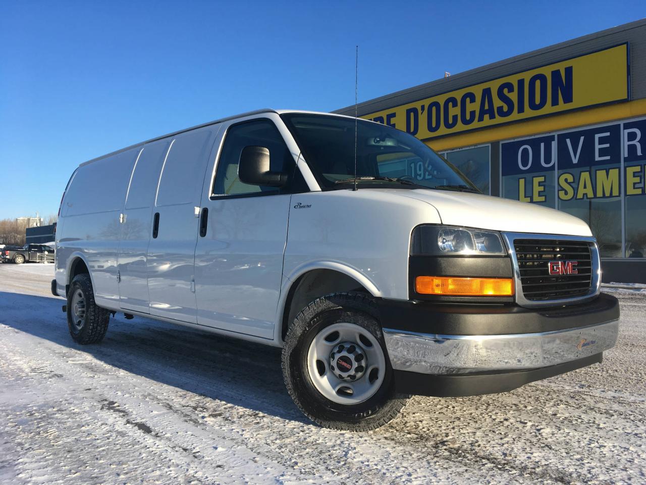 Used 2017 GMC Savana 2500 CARGO RWD 155 PO BAS KILOMETRAGES for sale in Lévis, QC