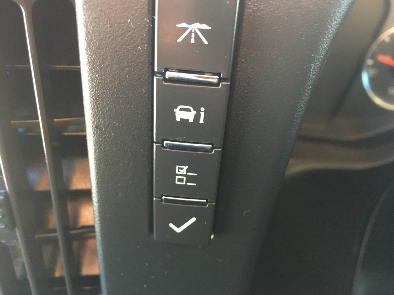646143.11296583