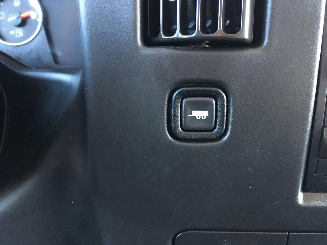 646143