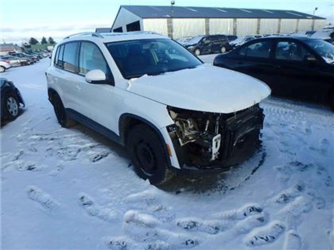 Used 2015 Volkswagen Tiguan Trendline for sale in St-Philibert, QC
