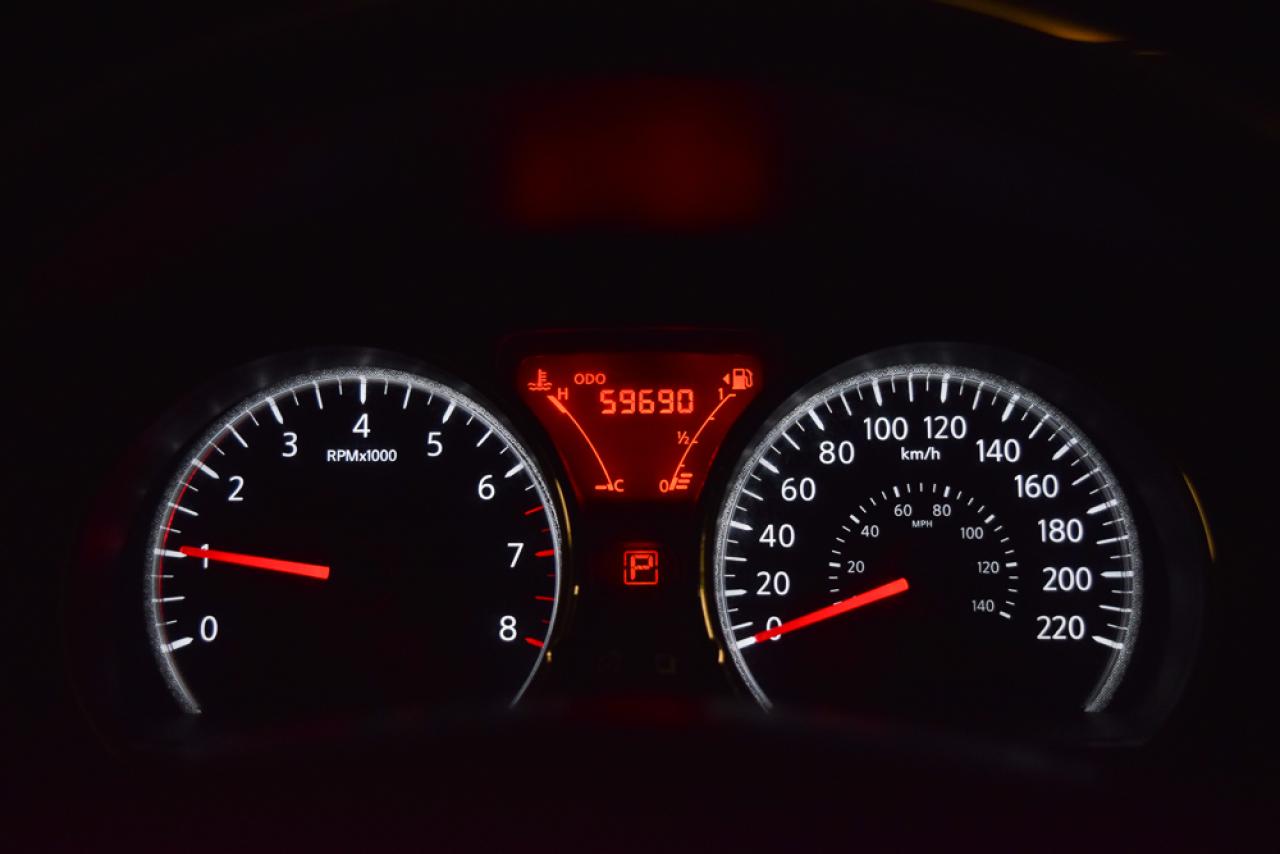 646352