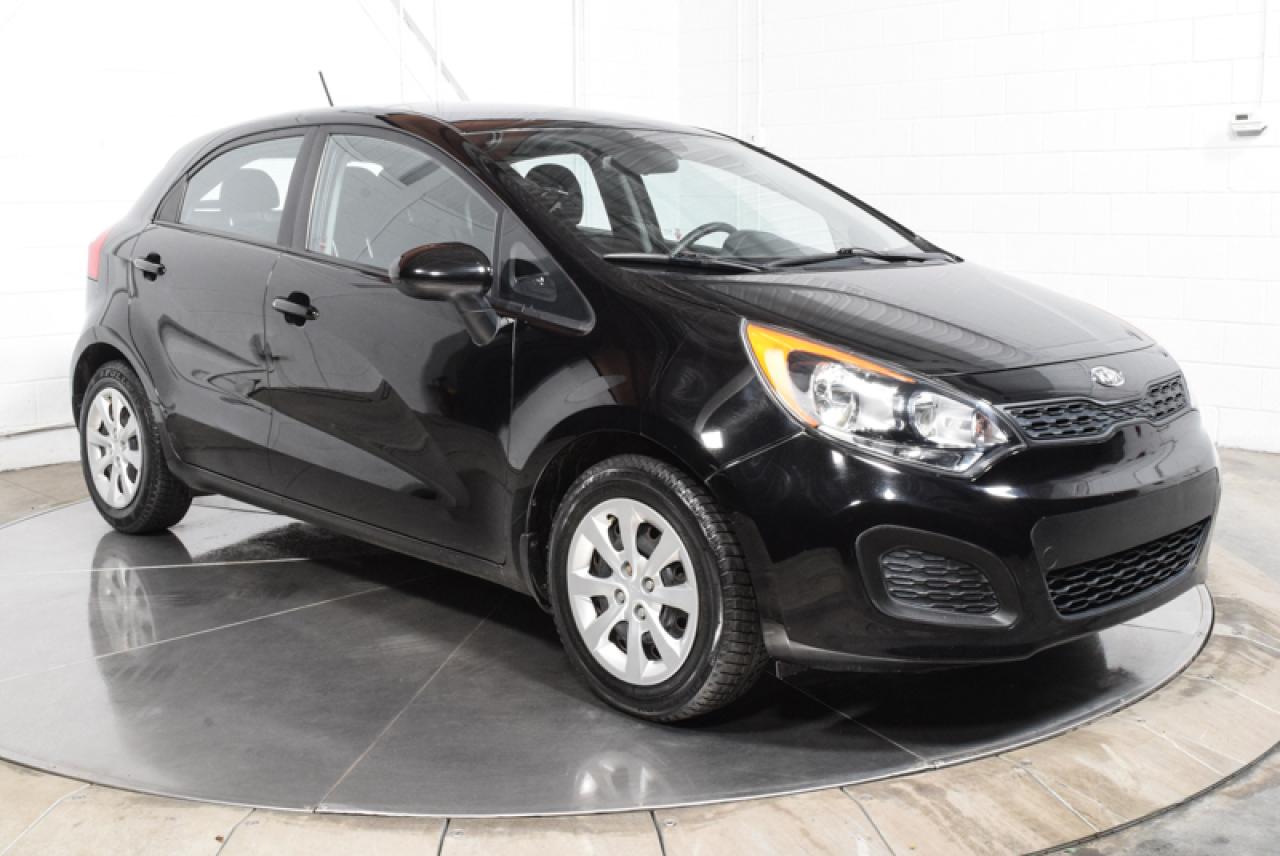 Used 2012 Kia Rio Hatch for sale in St-Constant, QC