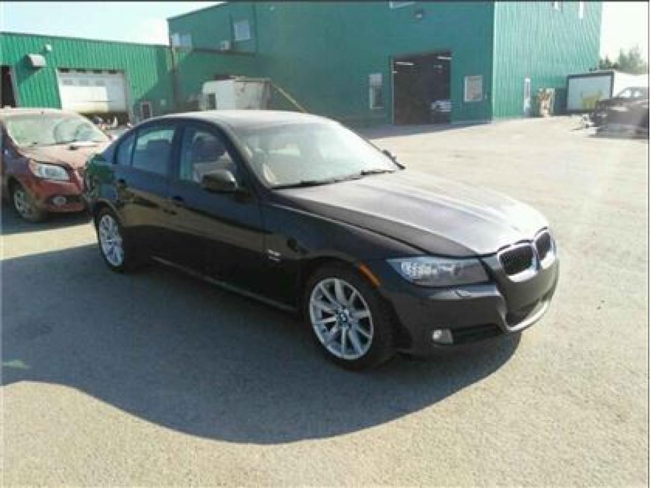 Used 2011 BMW 328 i xDrive for sale in St-Philibert, QC