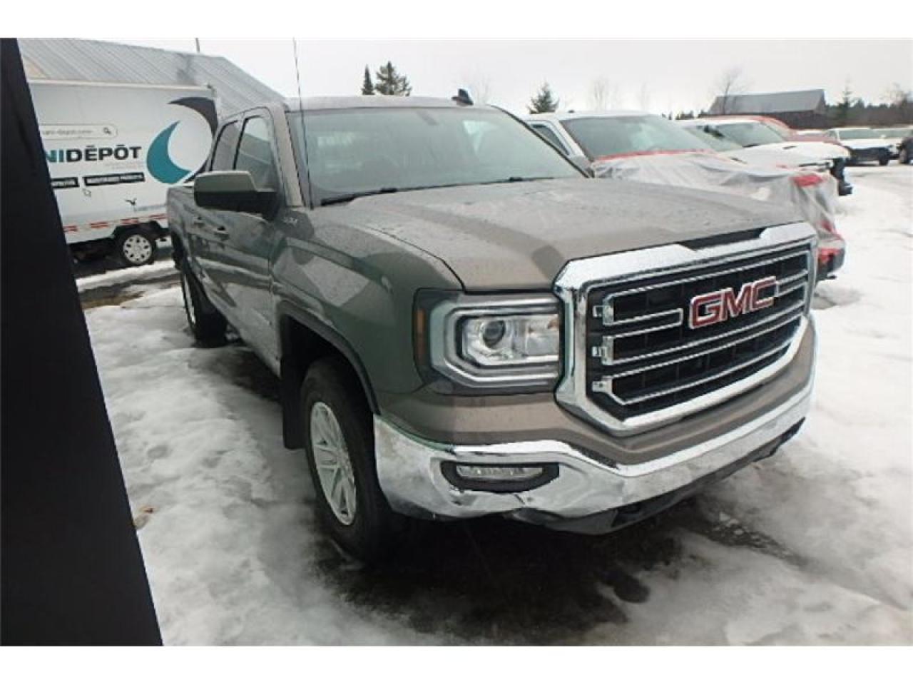 Used 2017 GMC Sierra 1500 SLE for sale in St-Philibert, QC