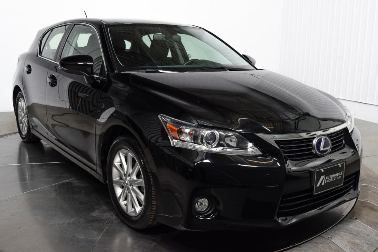 Used 2013 Lexus Ct 200h En Attente for sale in St-Constant, QC