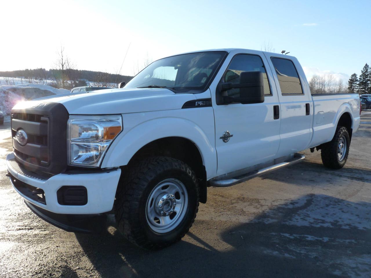 Used 2011 Ford F-350 4 RM, Cabine ordinaire, 137 po, XL for sale in Vallée-Jonction, QC