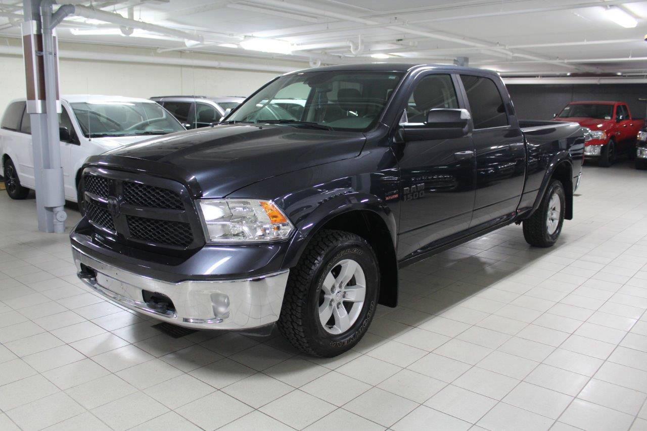 Used 2016 Dodge Ram 1500 OUTDOORSMAN CREW 4X4 for sale in St-Eustache, QC