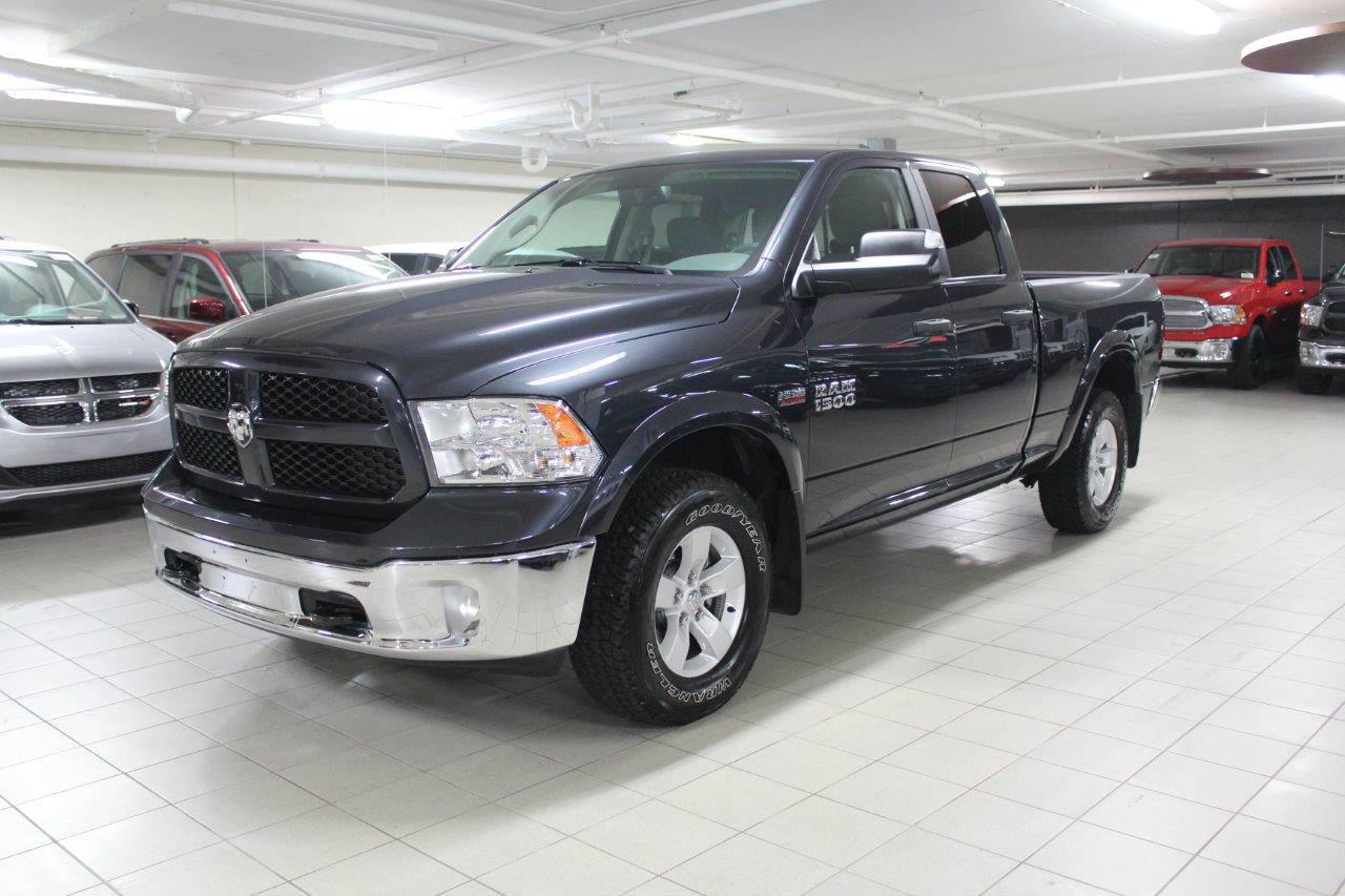 Used 2017 Dodge Ram 1500 Outdoorsman 4x4 for sale in St-Eustache, QC