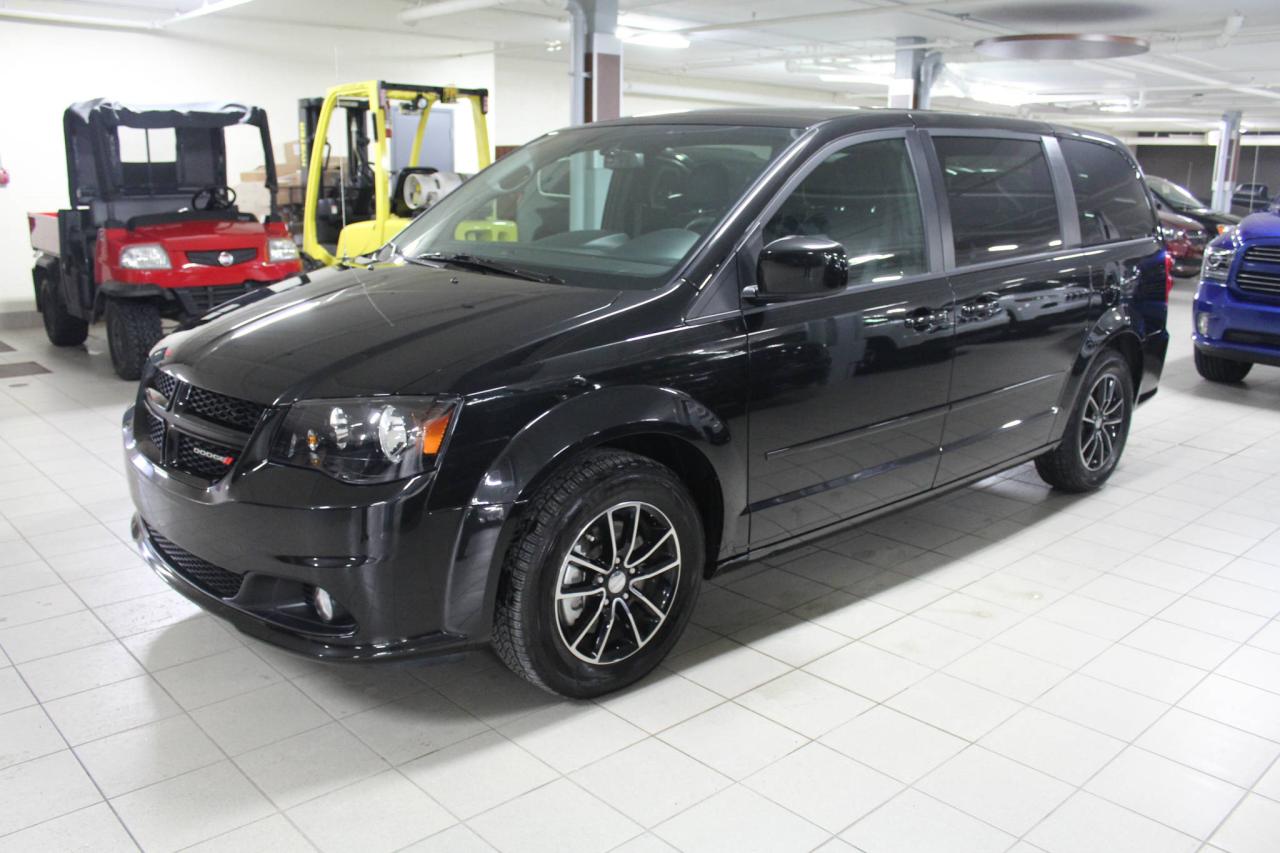 Used 2017 Dodge Grand Caravan SXT BLACKTOP for sale in St-Eustache, QC