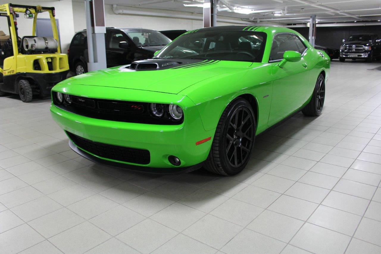 Used 2017 Dodge Challenger R/T SHAKER MANUEL for sale in St-Eustache, QC