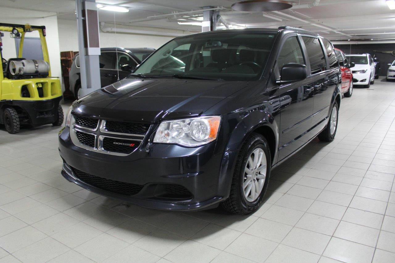 Used 2013 Dodge Grand Caravan SXT PLUS for sale in St-Eustache, QC