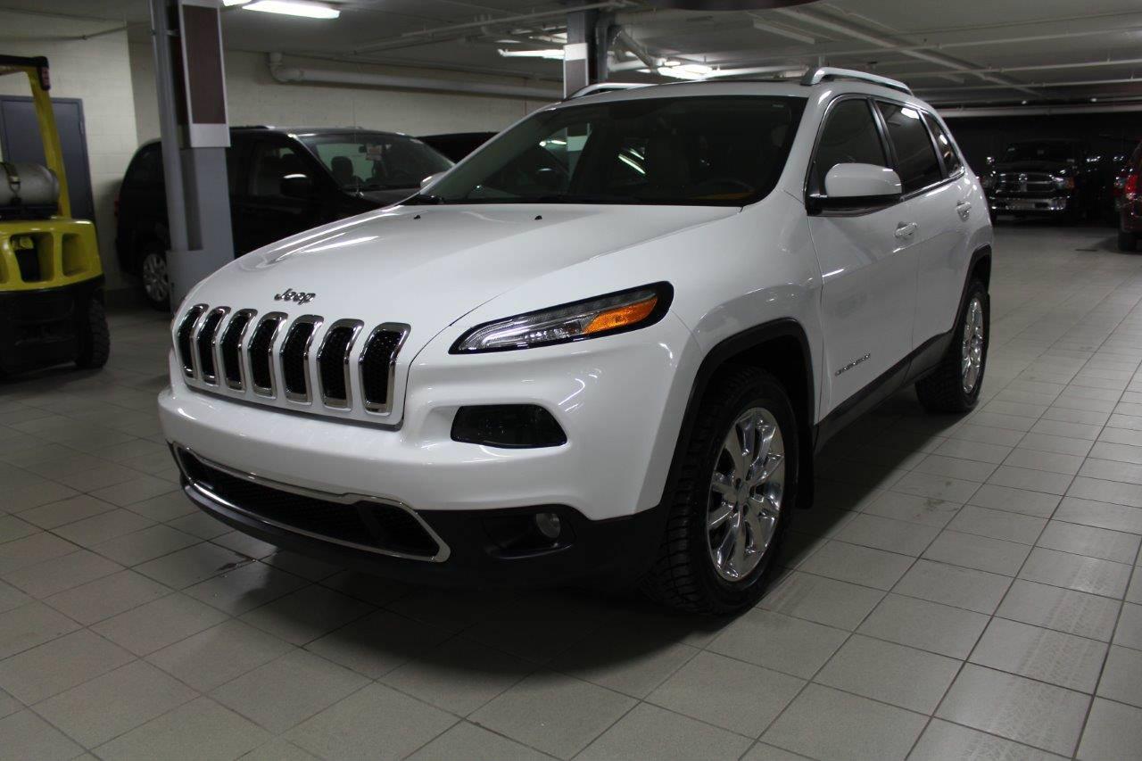 Used 2015 Jeep Cherokee Limited 4x4 for sale in St-Eustache, QC