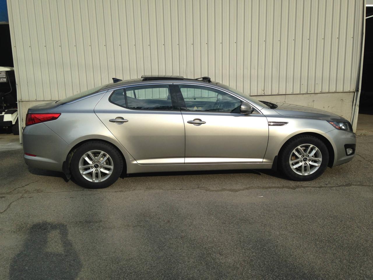 Used 2013 Kia Optima Lx + Toit panoramique for sale in Mirabel, QC