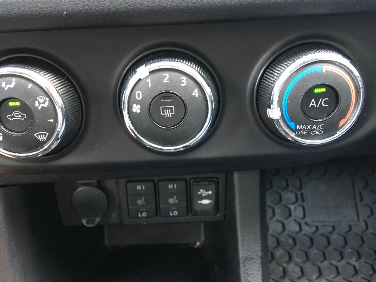 646933