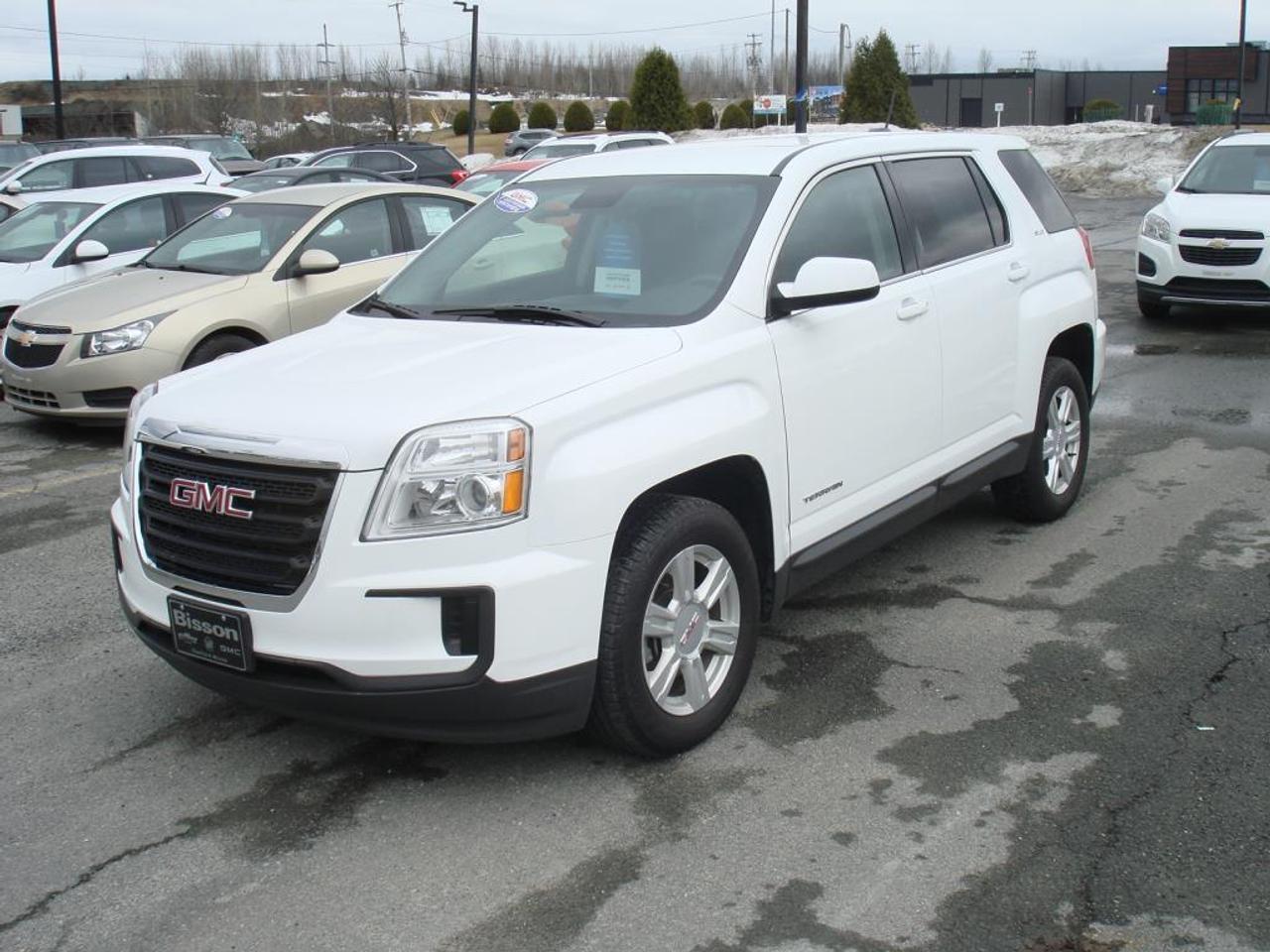 <a href=https://www.autoaubaine.com/GMC-Terrain-c6710427.html>https://www.autoaubaine.com/GMC-Terrain-c6710427.html</a>

pour toute autre information n hesiter pas a mappeller au 1 888 924 7766 andre gregoire
pour plus d information par message texte au 418 333 0285
tres propre et en bonne condition
3 mois ou 5000 km vehicule certifier gm total plus
pour plus d information a.gregoire@bisson-tm.com
vehicule awd 4x4 
le seul concessoinaire a offrir rabais etudiant de 500.00 sur c est voiture certifier et on en est fier
balance de garantie complete jusquau 21 01 2019 ou 60000 km et sur motopropulsuer jusquau 21 01 2021 ou 160000 km