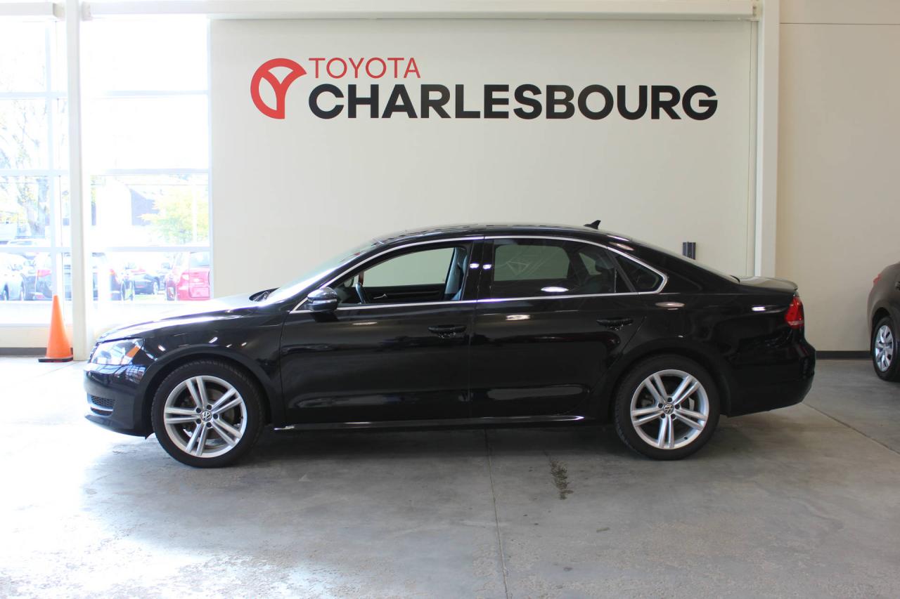 Used 2012 Volkswagen Passat HIGHLINE ** CUIR TOIT ** for sale in Québec, QC