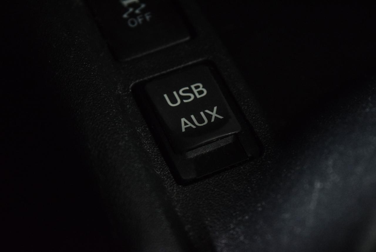 647031