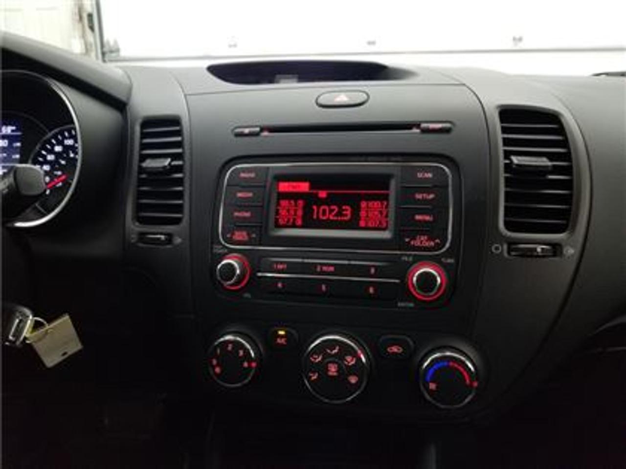 647033.11313817