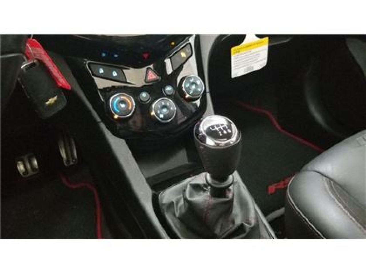 647113