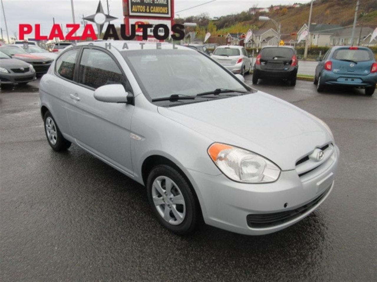 Used 2009 Hyundai Accent L for sale in Boischatel, QC