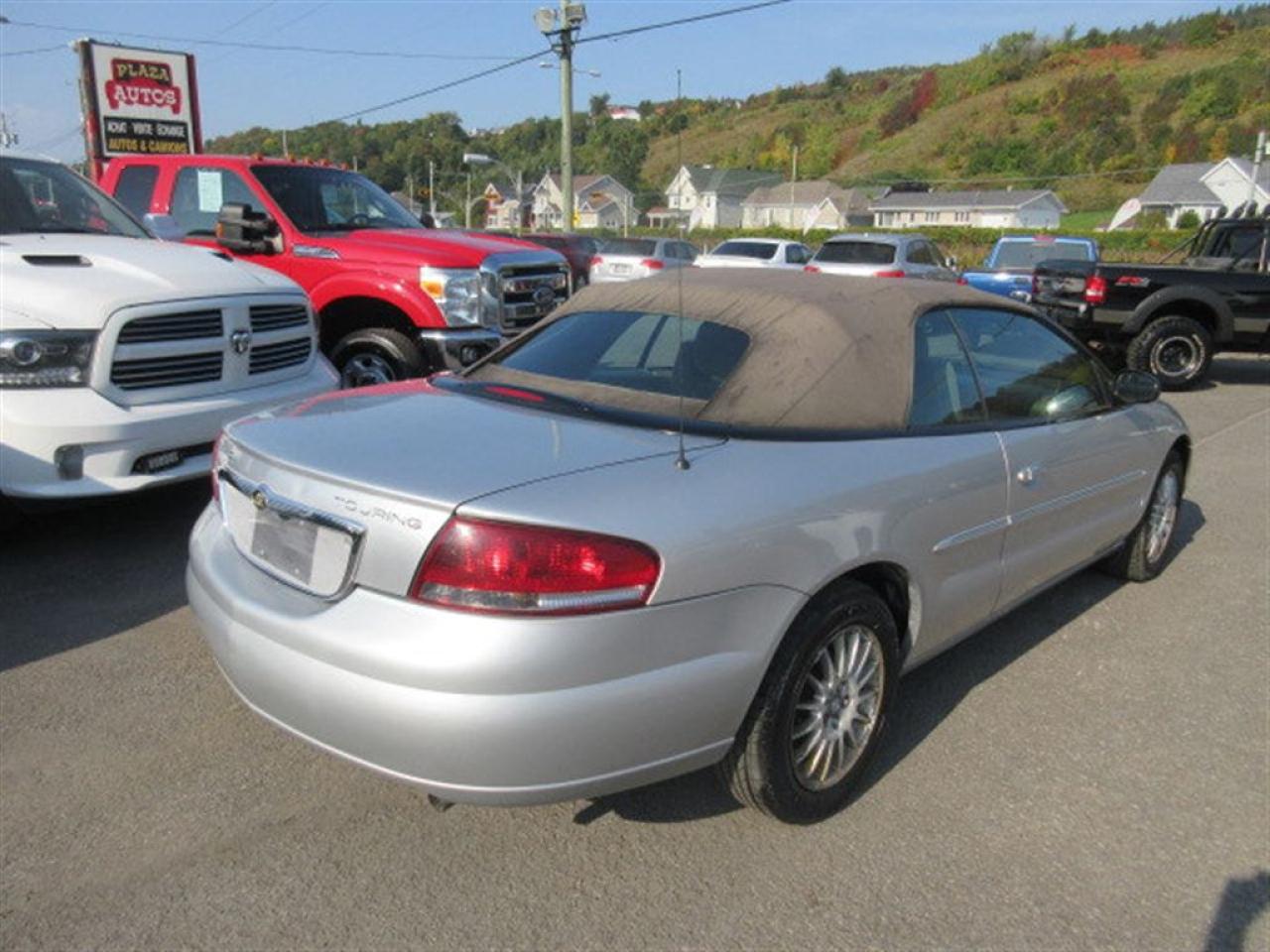 647163
