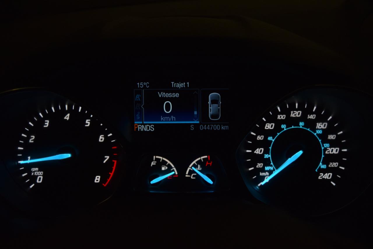 647256