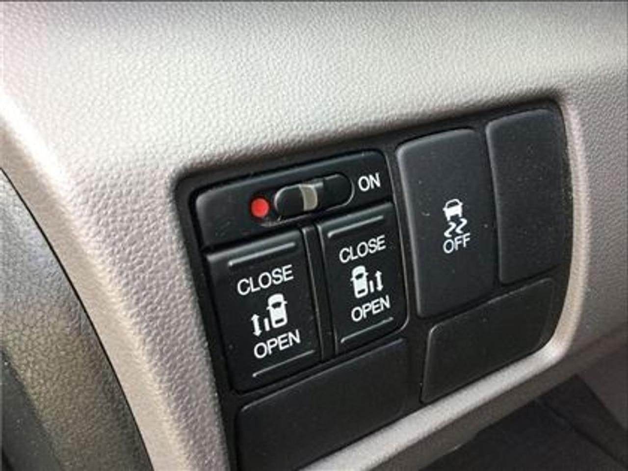 647291.11318095
