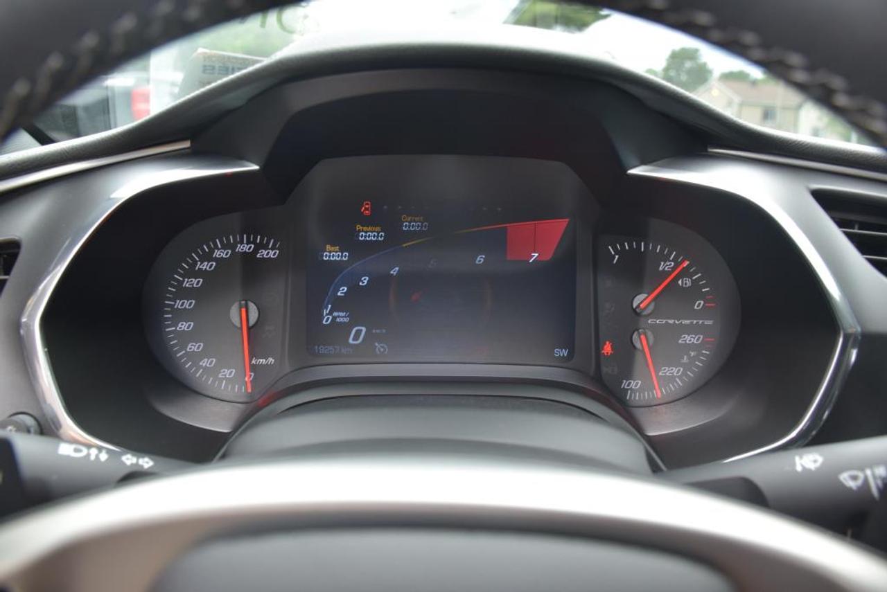 647293.11318162