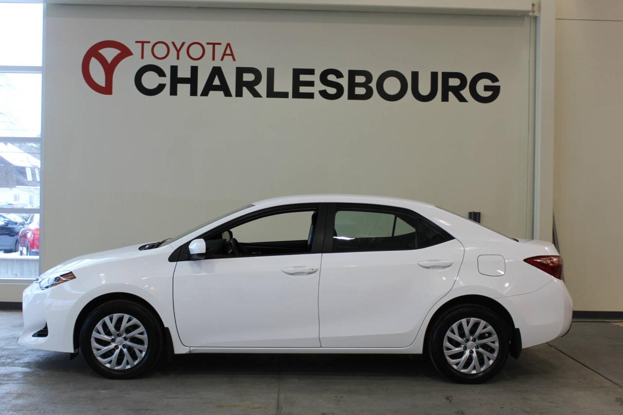 Used 2017 Toyota Corolla LE for sale in Québec, QC