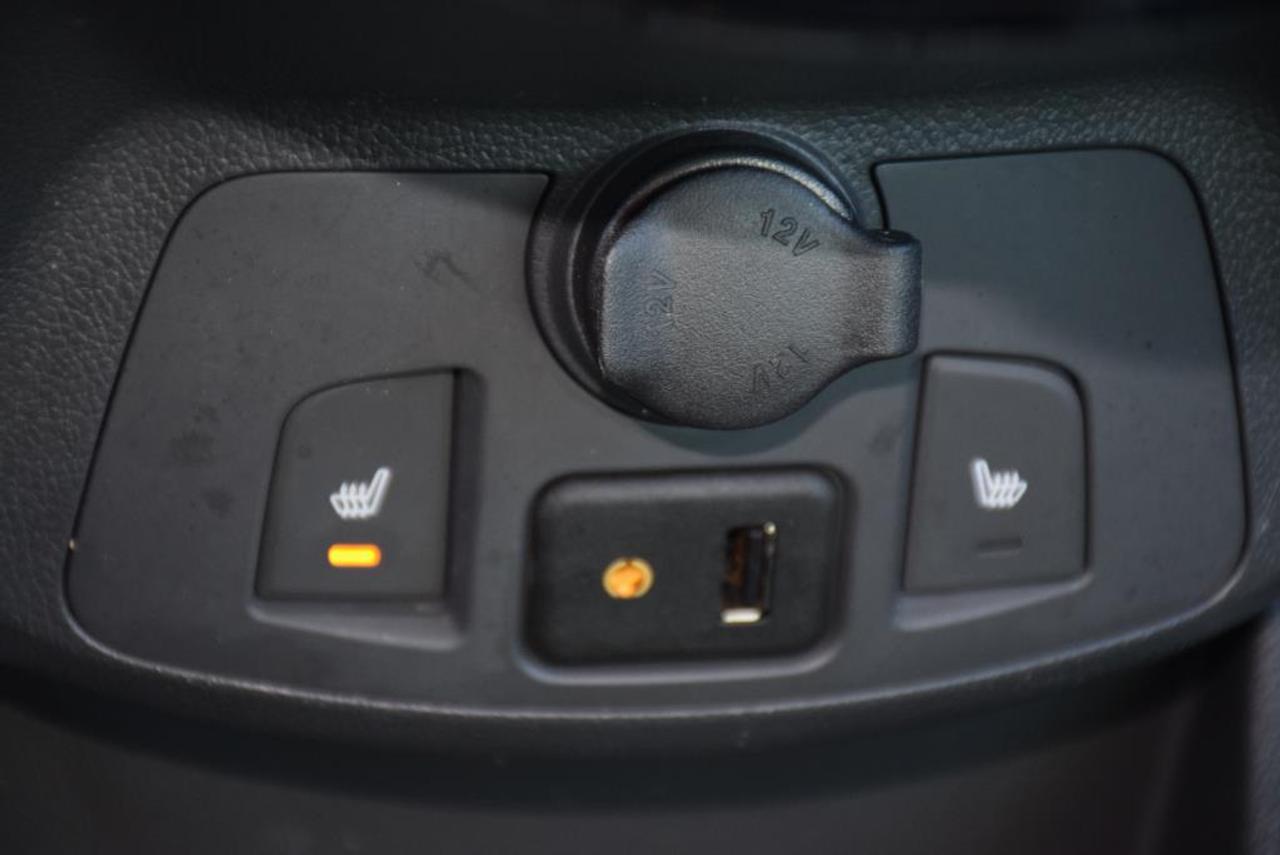647371.11319765