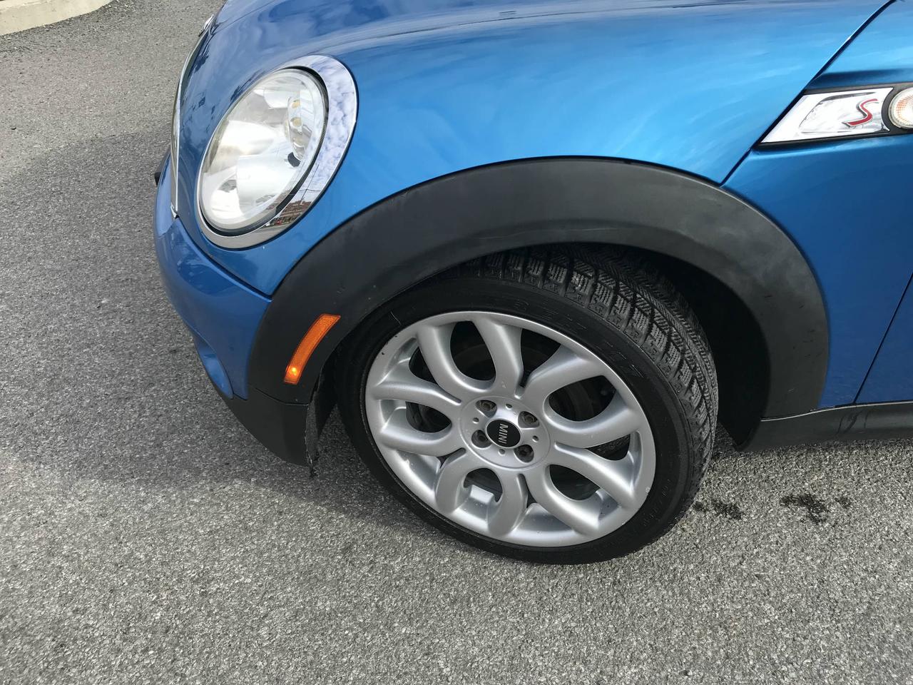 647382.11319961