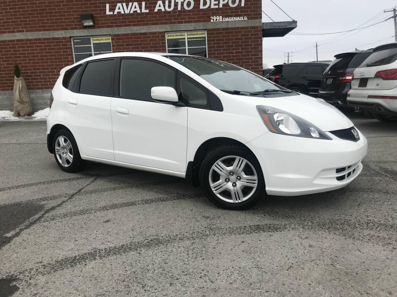 Used 2013 Honda Fit Dx-A Hatcback MANUEL for sale in Laval, QC