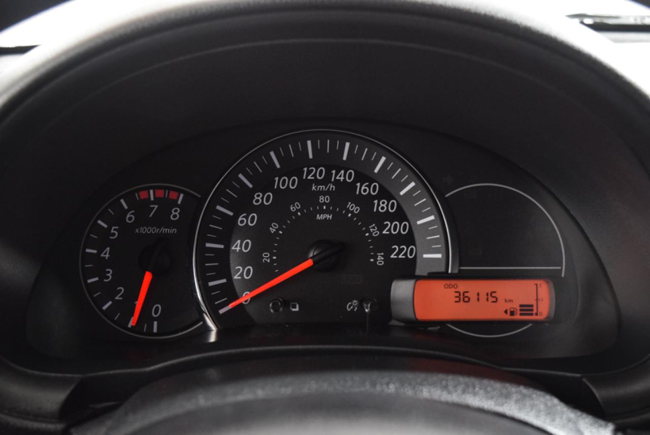 647400