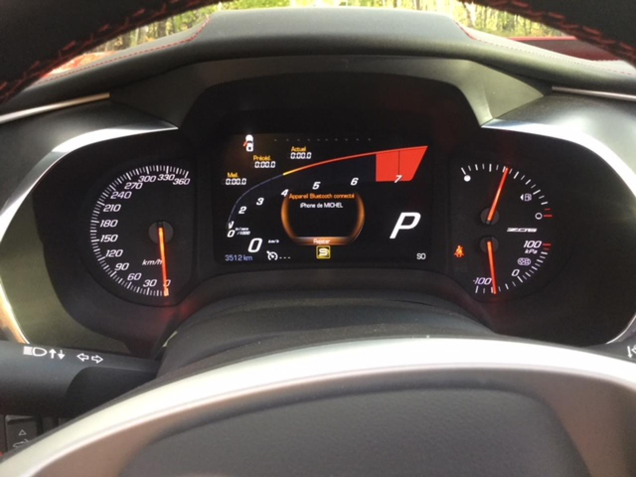 647402