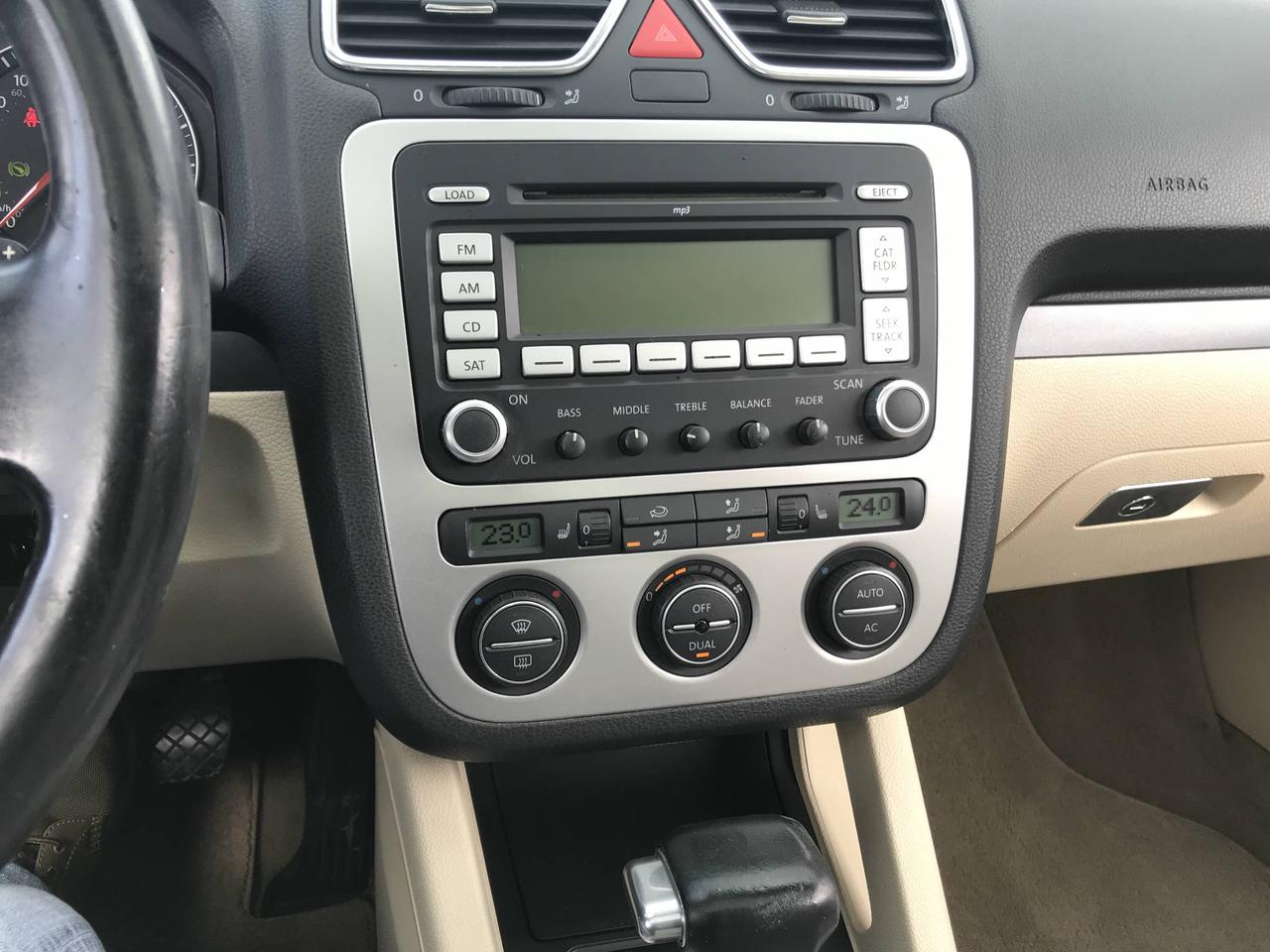 647451.11321384