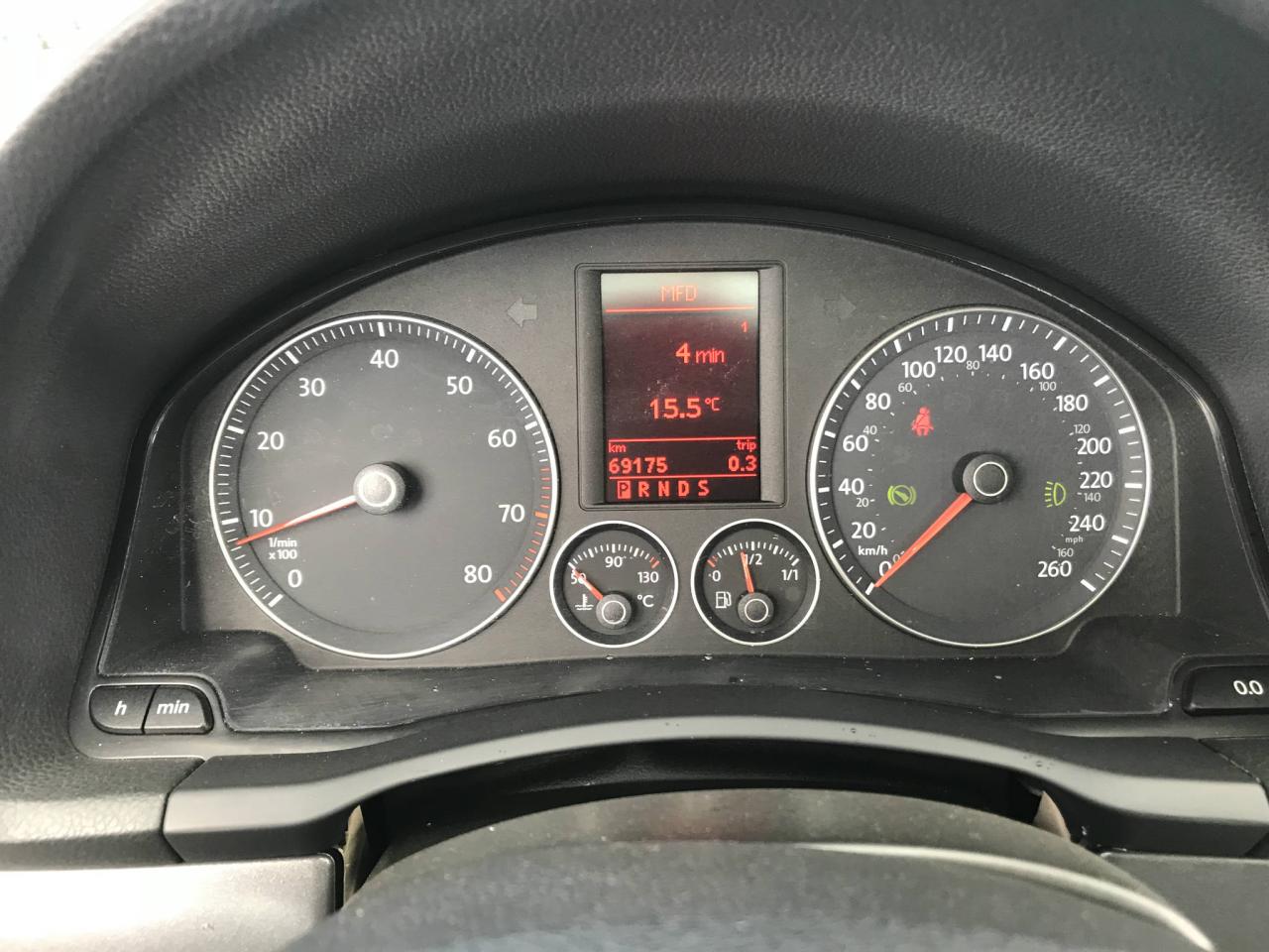 647451