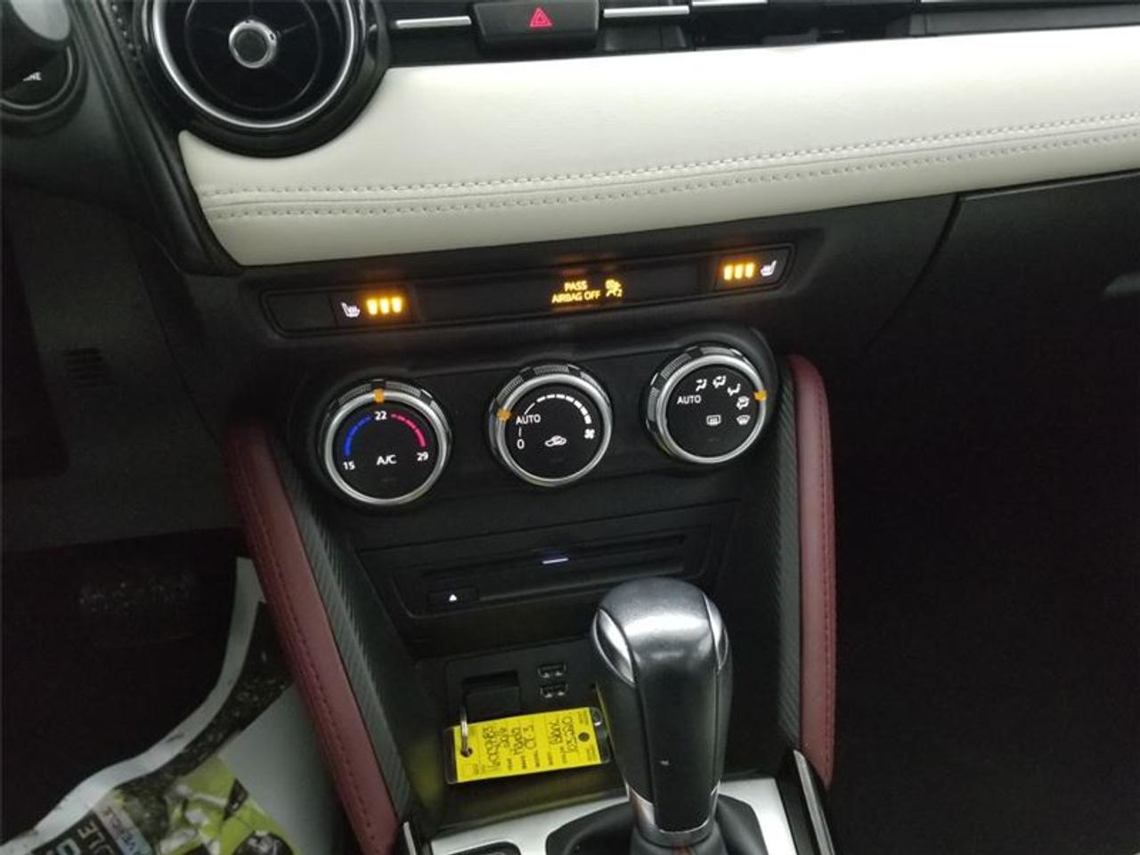 647472.11321864