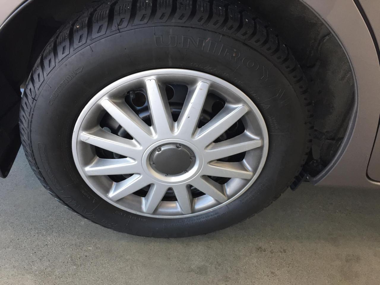 647518