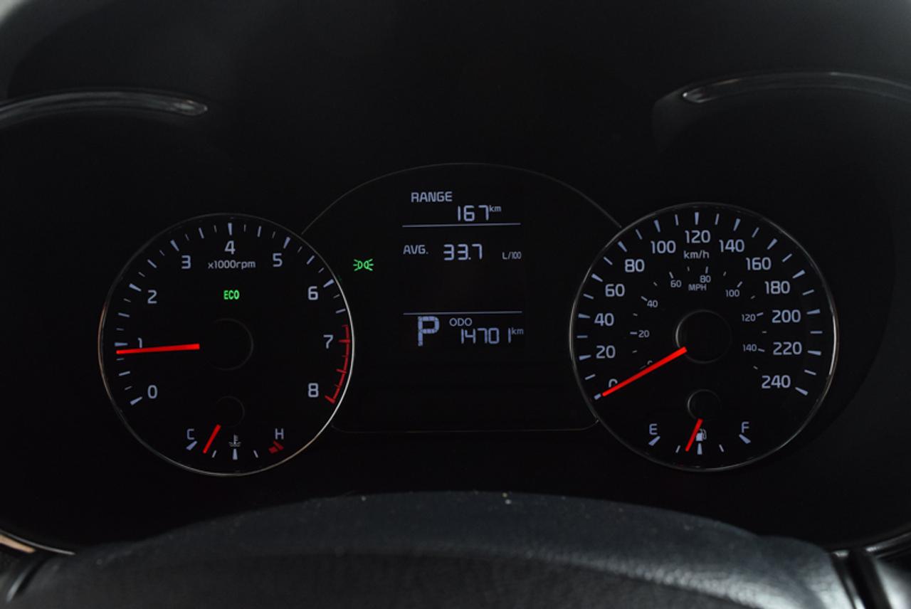 647528.11323099