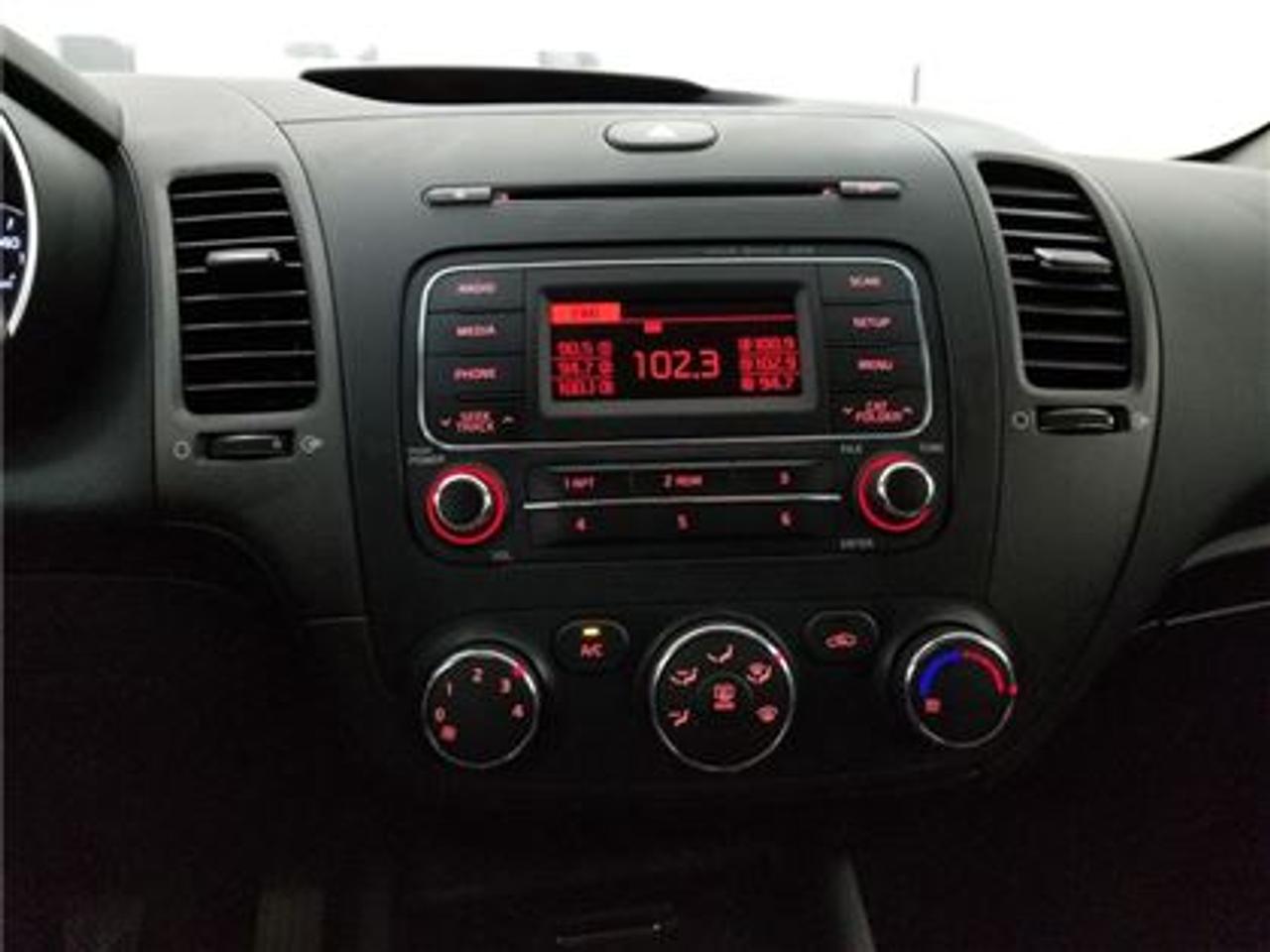647530.11323082