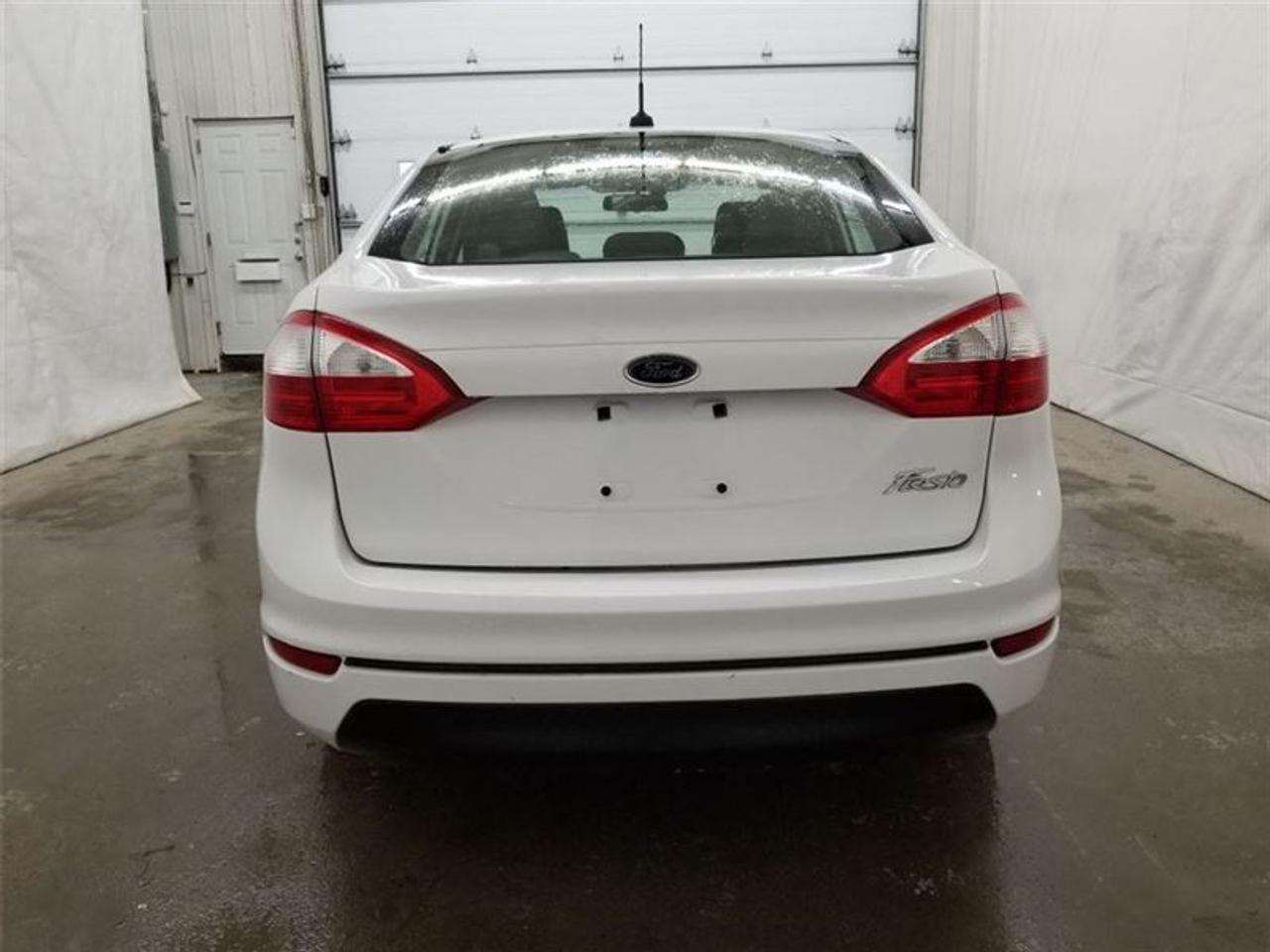 647555.11323604