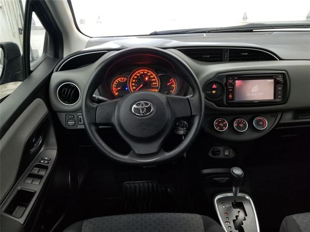 647561.11323727